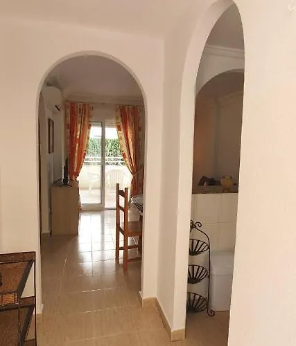 Dali Vac004 Denirent دينايا